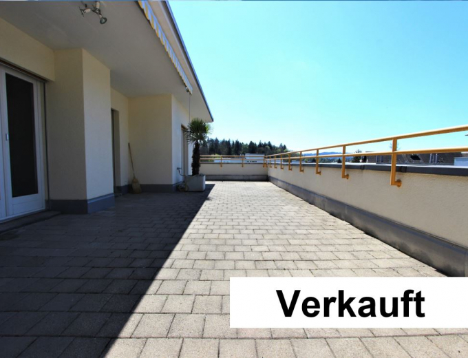 Sonnenverwöhnt in Rütihof bei Baden - 3.5-Zimmer Attikawohnung mit 66 m2 Terrasse und Bastelraum