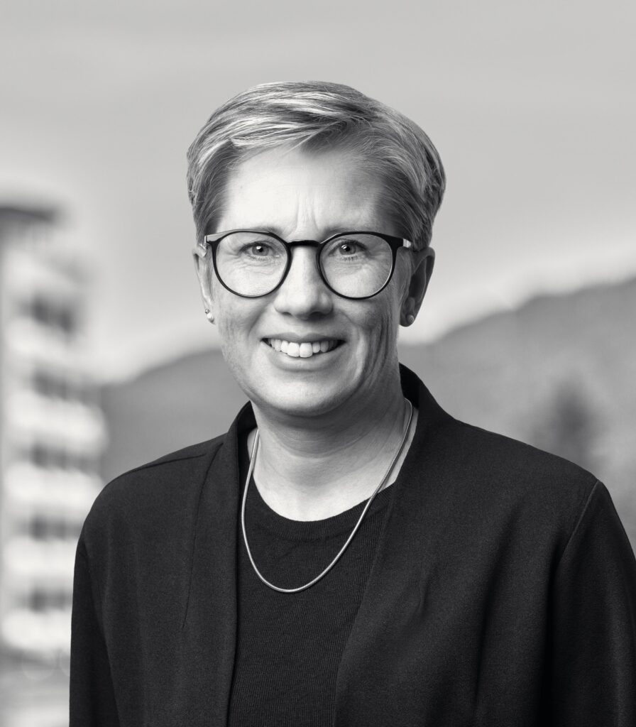Karin Karrer